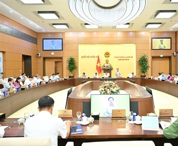 Ủy ban Thường vụ Quốc hội thống nhất quy định giao VKSND tối cao quản lý...