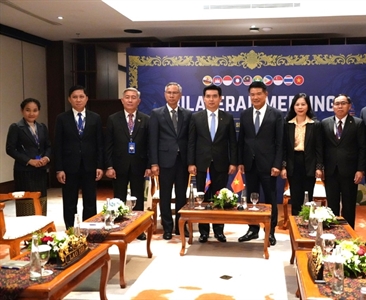 Viện trưởng VKSND tối cao hội đàm song phương với Viện trưởng, Tổng Chưởng...