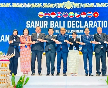 Viện trưởng VKSND tối cao Nguyễn Huy Tiến tham gia ký tuyên bố thành lập cơ...