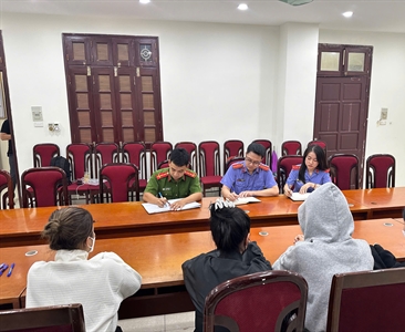 Viện KSND khu vực 1 - Thành phố Hà Nội phối hợp cùng Phòng Cảnh sát Hình sự,...