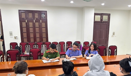 Viện KSND khu vực 1 - Thành phố Hà Nội phối hợp cùng Phòng Cảnh sát...