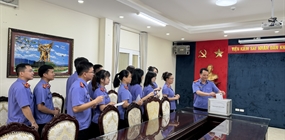 Viện KSND khu vực 7 - Hà Nội quyên góp ủng hộ đồng bào khắc...