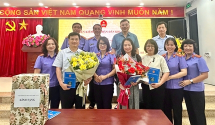 Viện KSND khu vực 1 tổ chức gặp mặt và chia tay các đồng chí chuyển...