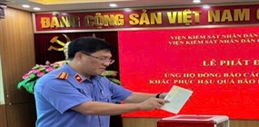 Viện KSND Khu vực 3 tổ chức quyên góp ủng hộ đồng bào bị...