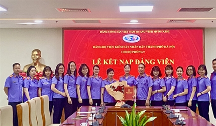 Chi bộ Phòng 9 tổ chức Lễ kết nạp Đảng viên mới