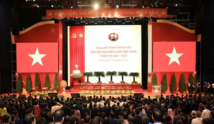 Đồng chí Đào Thịnh Cường, Bí thư Đảng ủy, Viện trưởng Viện KSND thành...