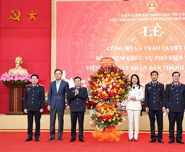 Công bố và trao Quyết định bổ nhiệm Phó Viện trưởng VKSND TP Hà Nội