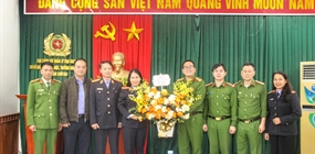 Phòng 8 - Viện KSND thành phố Hà Nội chúc mừng 75 năm Ngày...