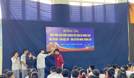 Viện KSND khu vực 11, thành phố Hà Nội tuyên truyền pháp luật tại...