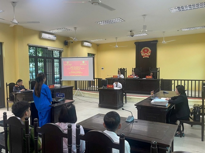 Viện KSND khu vực 5 phối hợp với Tòa án nhân dân khu vực 5 tổ chức phiên tòa rút kinh nghiệm vụ án hình sự Quý I/2026