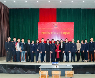 Viện KSND khu vực 10 đẩy mạnh công tác tuyên truyền pháp luật hưởng ứng Ngày...