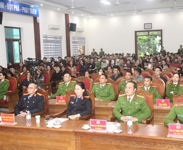 Phòng 8 Viện KSND thành phố Hà Nội tham dự Hội nghị đại biểu gia đình phạm...