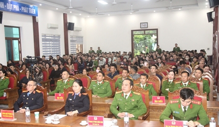 Phòng 8 Viện KSND thành phố Hà Nội tham dự Hội nghị đại biểu gia đình...