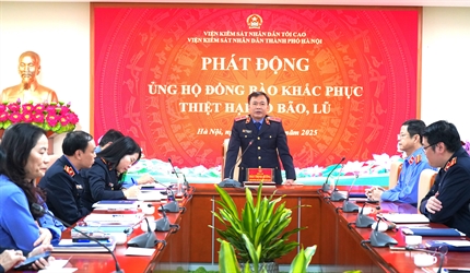 Viện KSND thành phố Hà Nội tổ chức phát động ủng hộ đồng bào khắc phục...