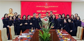 Viện KSND thành phố Hà Nội tổ chức gặp mặt và chia tay cán bộ...