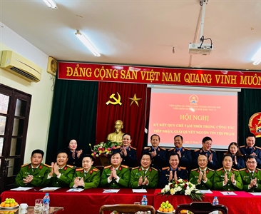 Viện KSND khu vực 11 tổ chức Hội nghị ký Quy chế phối hợp với Công an 10 xã,...