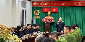 Phòng 8 - Viện KSND thành phố Hà Nội phối hợp cùng Vụ 8 -...