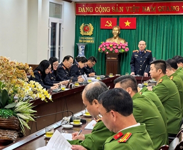 Phòng 8 - Viện KSND thành phố Hà Nội phối hợp cùng Vụ 8 - Viện KSND tối cao...