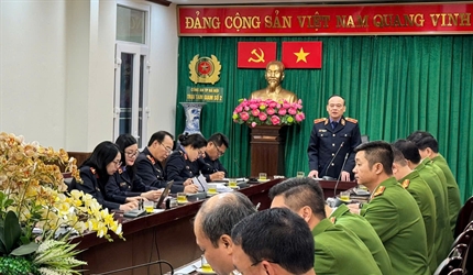 Phòng 8 - Viện KSND thành phố Hà Nội phối hợp cùng Vụ 8 - Viện KSND tối...