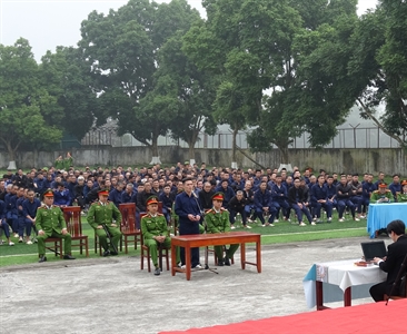 Viện KSND khu vực 6, Hà Nội phối hợp tuyên truyền pháp luật về phòng chống...