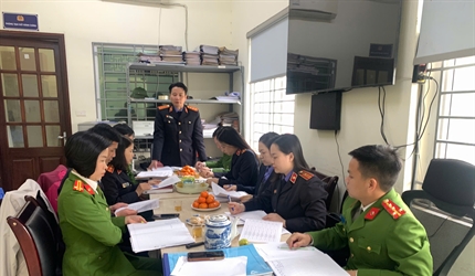 Viện KSND khu vực 6 trực tiếp kiểm sát công tác tiếp nhận, giải quyết...