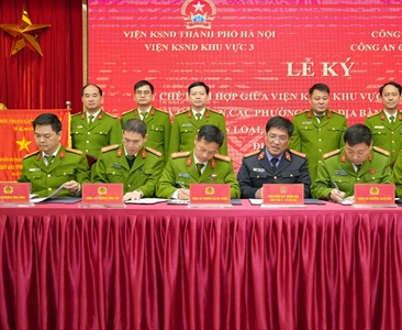 Viện KSND khu vực 3 - Hà Nội ký Quy chế phối hợp với Công an 10 phường trên...