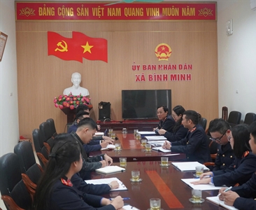 Viện KSND khu vực 6 làm việc với UBND xã Bình Minh về Kiến nghị của Viện...