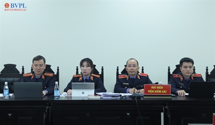 Buôn lậu hơn nửa tấn vàng, "bà trùm" đường dây bị tuyên phạt 10 năm tù