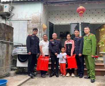 Viện KSND khu vực 12 - Hà Nội tích cực triển khai thực hiện việc bảo vệ lợi...