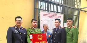 VKSND khu vực 2, thành phố Hà Nội kiểm sát việc bầu cử của...