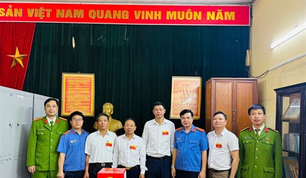 Viện KSND khu vực 7, thành phố Hà Nội kiểm sát công tác bầu cử tại Phân...