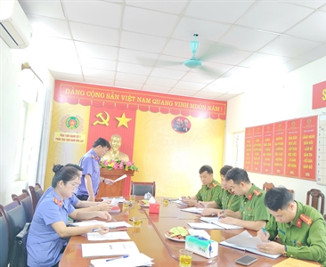Viện KSND khu vực 10 – Hà Nội trực tiếp kiểm sát công tác tạm giữ, tạm giam...