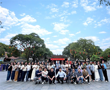 Viện KSND khu vực 1 - Hà Nội tổ chức hoạt động về nguồn, trải nghiệm chương...