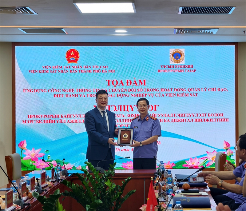Viện KSND thành phố Hà Nội đón tiếp và làm việc với Viện kiểm sát Mông Cổ
