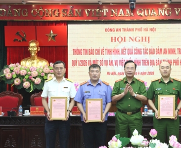 VKSND TP Hà Nội nhận Thư khen sau khi làm rõ vụ án Bảo Tín Minh Châu