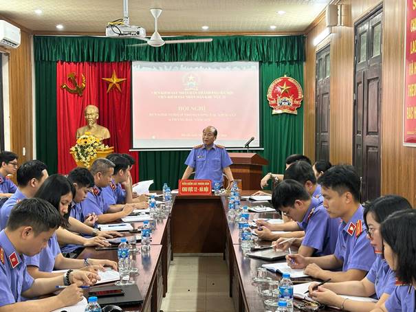 Viện KSND Khu vực 12 - Hà Nội tổ chức Hội nghị rút kinh nghiệm trong công tác kiểm sát 6 tháng đầu năm 2026