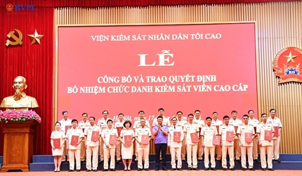 VKSND tối cao tổ chức Lễ trao tặng Huân chương Lao động, Chiến sĩ thi...