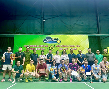 Viện KSND Khu vực 1 tham gia giao lưu Pickleball với Công an phường Hồng Hà...