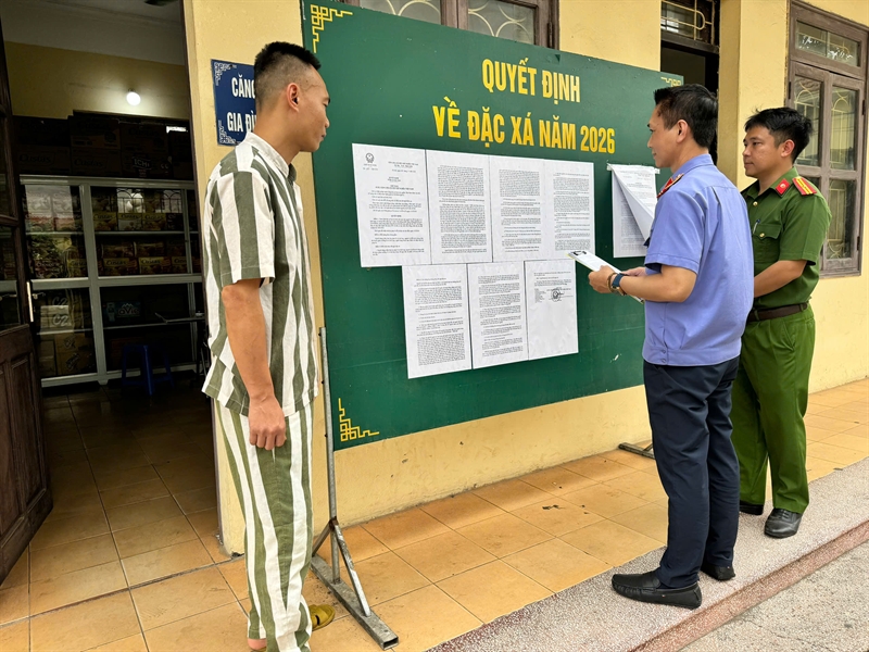 Viện KSND thành phố Hà Nội (Phòng 8) trực tiếp kiểm sát việc lập hồ sơ đề nghị đặc xá năm 2026