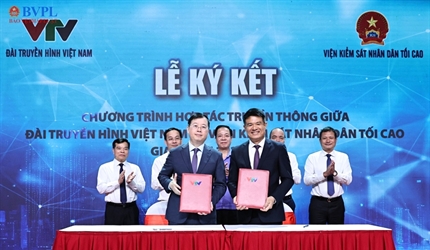 Ký kết Chương trình hợp tác truyền thông giữa VKSND tối cao và Đài...