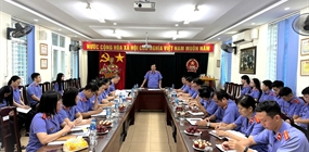 Viện KSND thành phố Hà Nội kiểm tra việc thực hiện dân chủ ở...