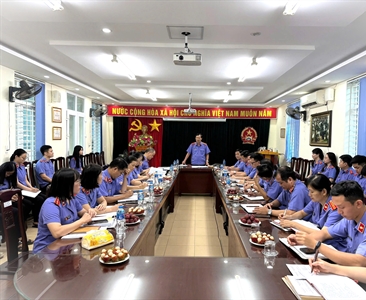 Viện KSND thành phố Hà Nội kiểm tra việc thực hiện dân chủ ở cơ sở tại Viện...