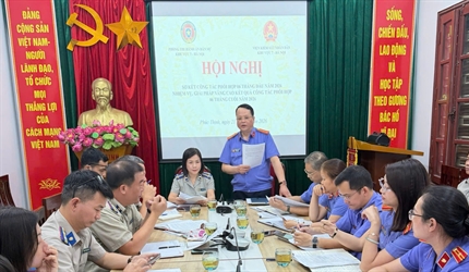 Viện KSND khu vực 7 - Hà Nội phối hợp với Phòng Thi hành án dân sự khu...
