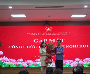 Viện KSND khu vực 4, thành phố Hà Nội tổ chức gặp mặt công chức trước khi...