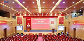 Tập huấn sử dụng Bàn làm việc số và phần mềm Quản lý nhân sự...