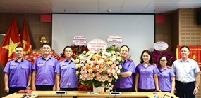 Viện KSND thành phố Hà Nội chúc mừng các cơ quan báo chí nhân...