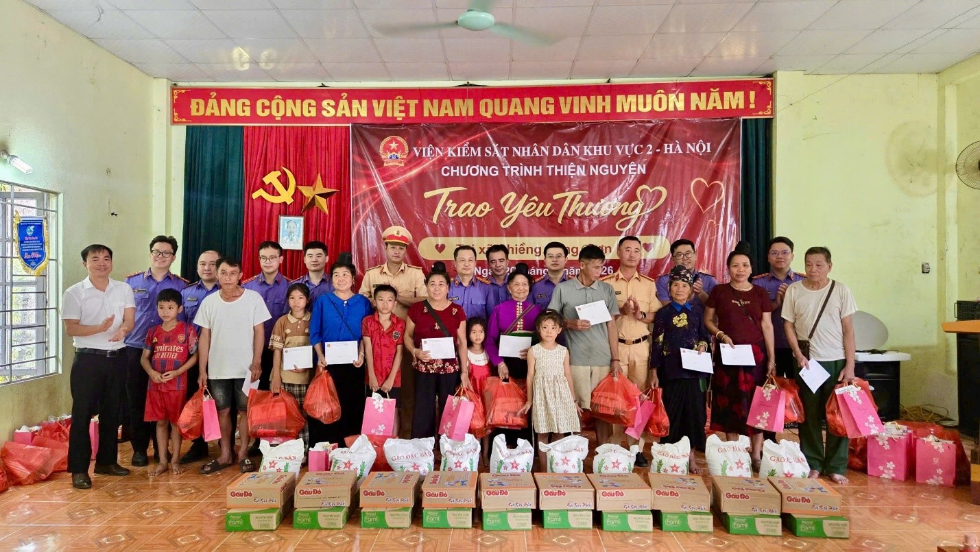 Viện kiểm sát nhân dân khu vực 2 – Hà Nội tổ chức chuyến đi thiện nguyện tại xã Chiềng Sung, tỉnh Sơn La