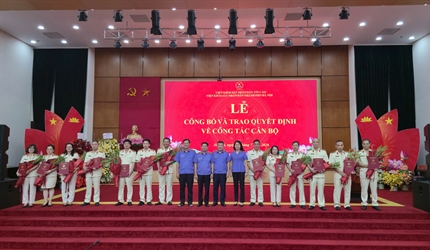 Lễ công bố và trao các Quyết định điều động, bổ nhiệm Lãnh đạo quản lý...