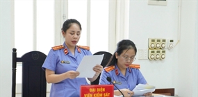 Trốn thuế hơn 12,5 tỉ đồng, "bà trùm" kinh doanh đồ hiệu...
