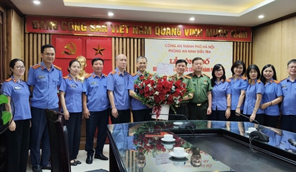 Viện KSND thành phố Hà Nội chúc mừng Phòng PA09  và Phòng PA03 - Công...